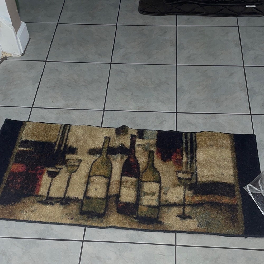 Wine Bottle and Glasses Rug